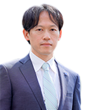 代表取締役社長　窪田恭史
